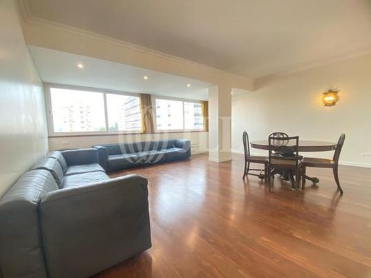 Apartamento T4 - Photo 1