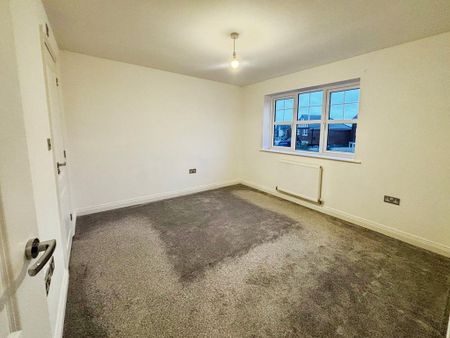 3 bedroom detached house to rent - Photo 5