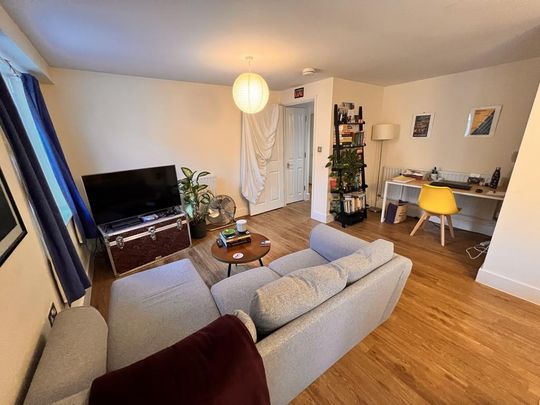 1 bedroom flat to rent - Photo 1