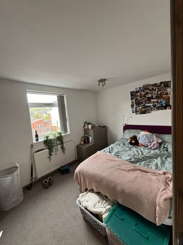 146 HUBERT ROAD - Photo 4