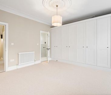 6 bedroom terraced house to rent - Photo 1