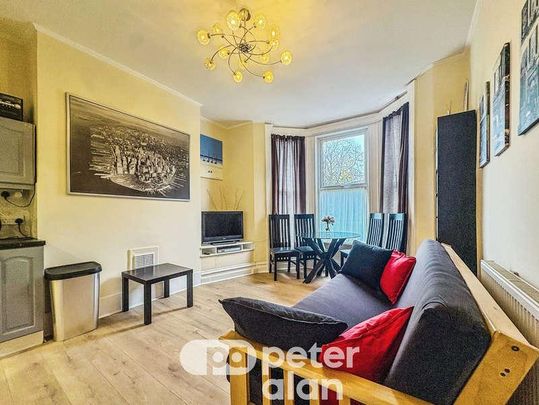 Ferry Road, Grangetown, Cardiff, CF11 - Photo 1