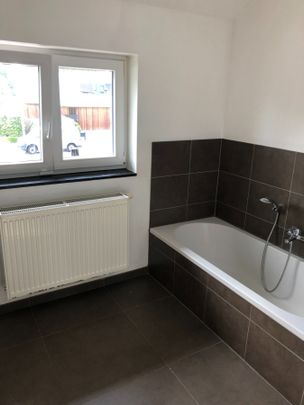 EENGEZINSWONING + garage & tuin - Foto 1