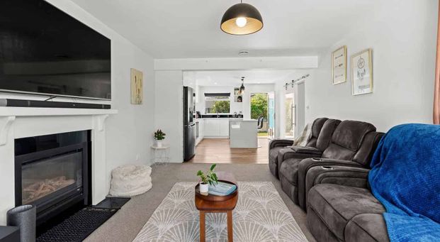 Welbourn - 4 Bedrooms - Photo 1