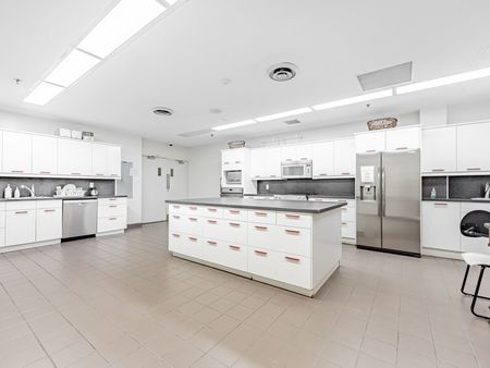 For Lease - 1001 Bay Street Unit# 2908, Toronto, Ontario - Photo 3