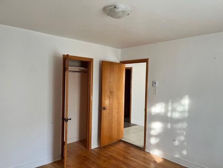 9334 12e Avenue - Photo 4