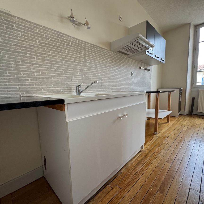 Location Appartement 3 pièces 89m² AIXE SUR VIENNE 87700 - Photo 1