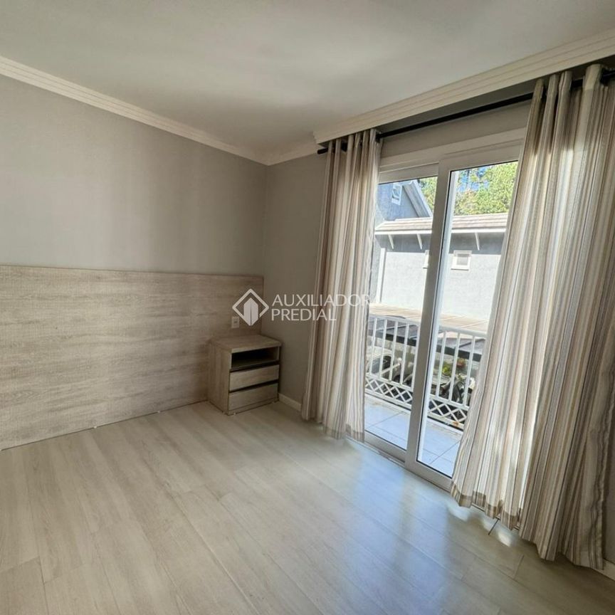 Casa Geminada com 4 quartos e 113m² para alugar em Parque das Hortensias, Canela. - Photo 1