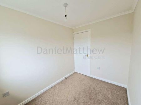 Derwen View, Brackla, Bridgend County, CF31 - Photo 4