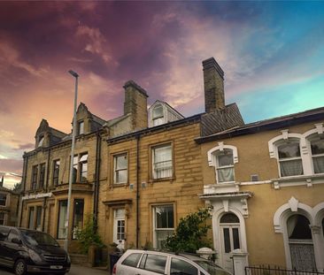 Trinity Street, Huddersfield - Photo 1