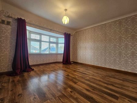 Calverton Grove, Birmingham - Photo 2