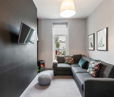 1 bedroom Flat To Let - Photo 4