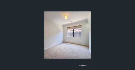 Modern & Spacious Family Home in the Prestigious Woodlea Community - Photo 3