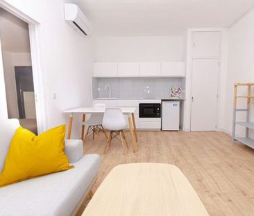 Carrer de les Balears, Barcelona, Catalonia 08023 - Photo 3