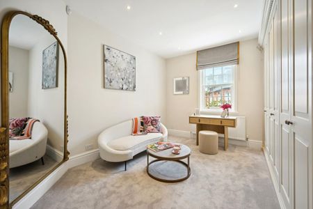 4 bedroom house in London - Photo 5