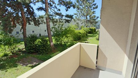 Ruhiger Innenhof hinter dem Tramdepot Wiesenplatz - Photo 5