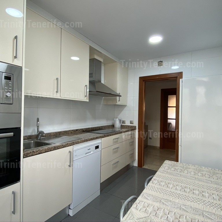 2-bedroom apartment for rent in Puerto de Santiago, 100m2. - Photo 1