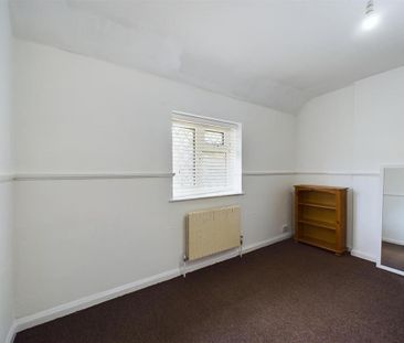 5 bedroom terraced house to rent - Photo 2