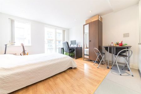 Studio to rent - Photo 3
