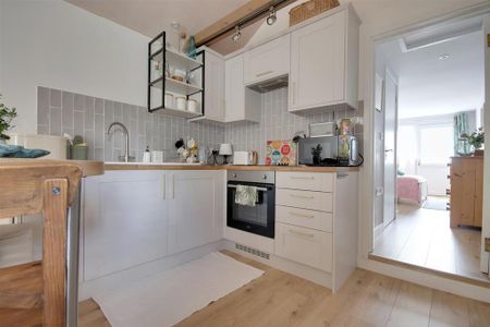 1 bedroom link detached house to rent - Photo 2