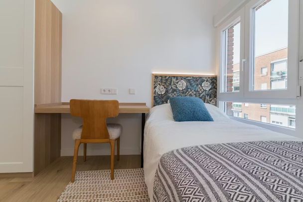 Calle de la Isla de Ons, Madrid, Community of Madrid 28035 - Photo 1