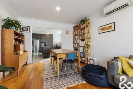 “Stylish & Spacious 2-Bedroom Unit in the Heart of Reservoir” - Photo 3