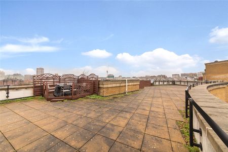 4 bedroom apartment to rent - Photo 4