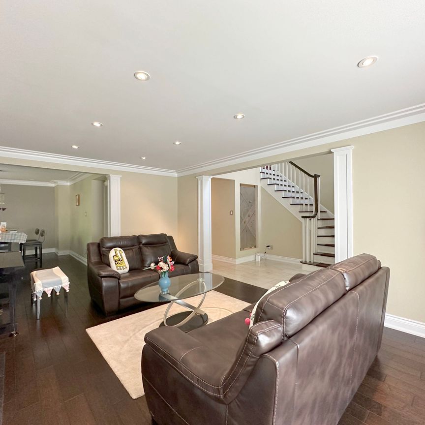 For Lease - 35 BLUE HERON Court, Rockcliffe Park, Ontario - Photo 1