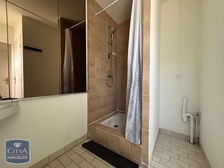 Location Appartement 1 pièce 34m² CAMBRAI 59400 - Photo 5