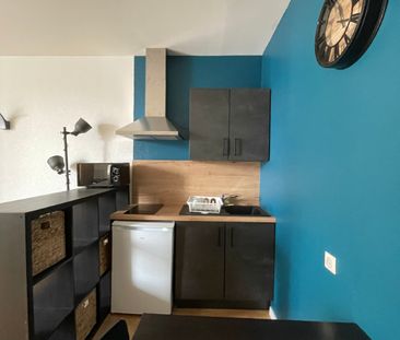 Location Appartement 1 pièce 28m² - Photo 2