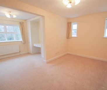 5 bedroom detached house to rent - Photo 5