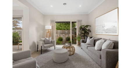 Perfectly Positioned 3-Bedroom Home in a Quiet Coastal Pocket - Photo 4