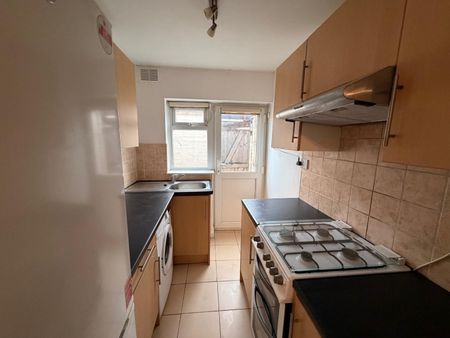 2 bedroom House To Let - Photo 5