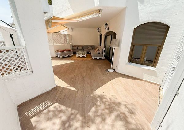 Luxury Apartment for rent in Marbella Del Este, Spain