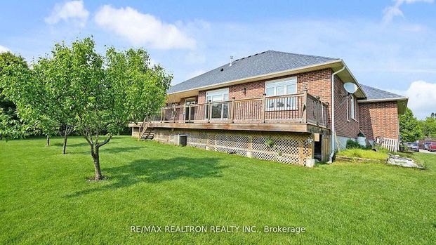 For Lease - 4 Blake Street, East Gwillimbury, Ontario - Photo 1