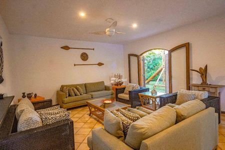 Casa Com 8 Dormitórios, 700 m² - Venda por R$2.600.000ou Aluguel por R$12.000,00/dia - Praia D - Foto 2
