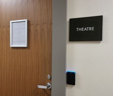 For Lease - 4055 Parkside Village Drive Unit# 333, Mississauga, Ont... - Photo 6