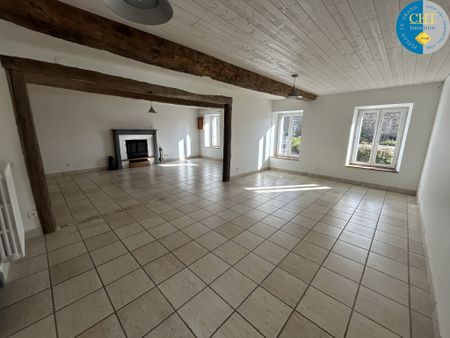 Location Maison 4 pièces 148m² GUER 56380 - Photo 2