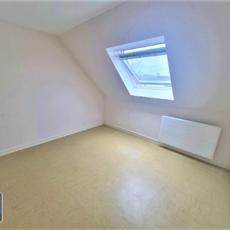 Location Maison 2 pièces 51m² CHAMPIGNY SUR VEUDE 37120 - Photo 1