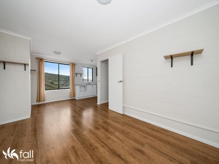 Conveniently located and well maintained - Photo 3