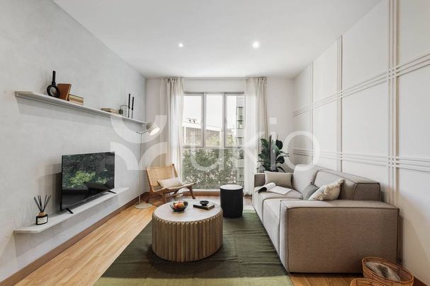 3 room luxury Apartment for rent in Barcelona, Catalonia - Photo 1