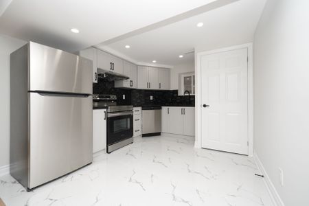 For Lease - 35 Hewlett Crescent Unit# Bsmt, Markham, Ontario - Photo 5