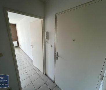 Location Appartement 2 pièces 45m² LUNEVILLE 54300 - Photo 2