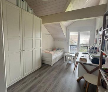 Magfnifique appartement mansardé de 3,5 pièces avec hauts plafonds,... - Foto 4