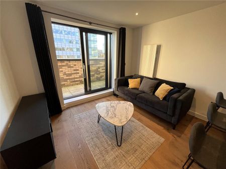 2 bedroom penthouse to rent - Photo 3