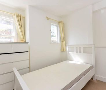 2 bedroom maisonette to rent - Photo 1