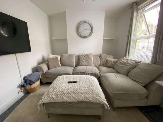 Kitchener Road, Rochester, Kent, ME2 - Photo 1