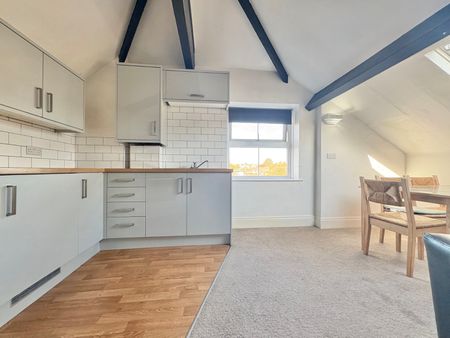 2 bedroom apartment to rent - Photo 5