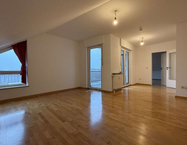 KR-HÜLS - FÜR SENIOREN - BARRIEREFREIE WOHNUNG MIT EINBAUKÜCHE, BALKON, AUFZUG & GEMEINSCHAFTSGARTEN - Foto 1