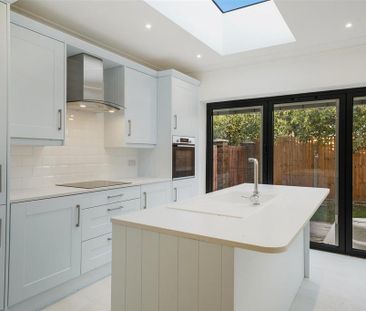 2 bedroom detached house to rent - Photo 5